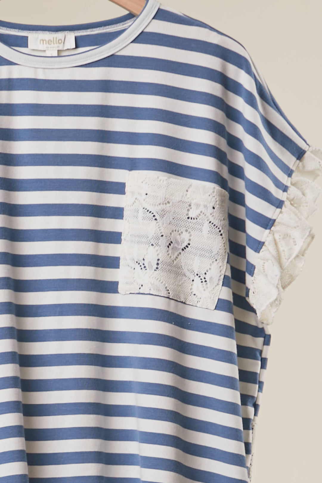 STRIPED TOP WITH LACE TRIM