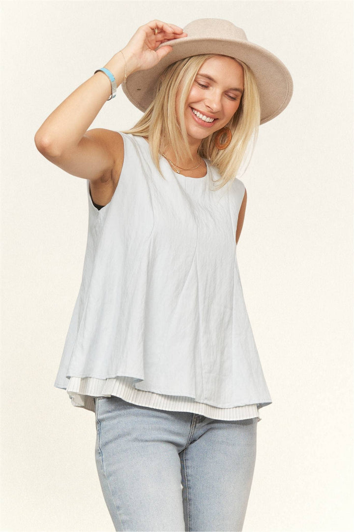 SLEEVELESS LAYERED TOP PLEATED- LET4086