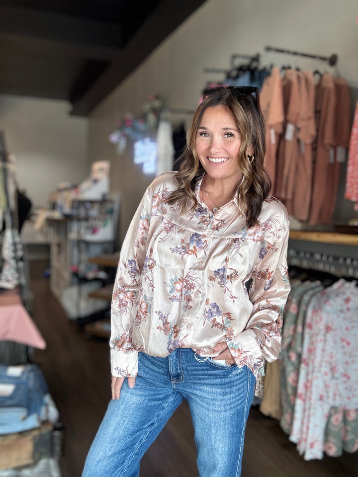 Floral Button Up Top