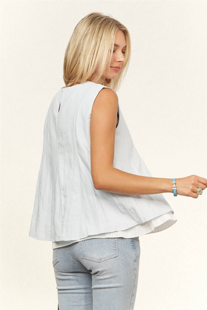 SLEEVELESS LAYERED TOP PLEATED- LET4086