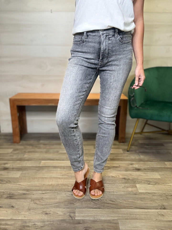 Judy Blue Gray Tummy Control Shield Pockets Skinny