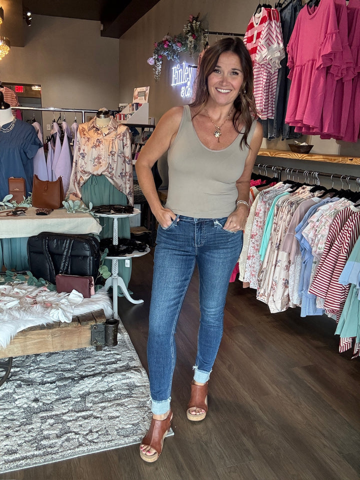 Lovervet Mid Rise Cuffed Skinny Jeans