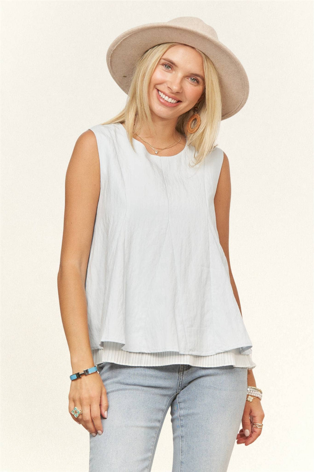 SLEEVELESS LAYERED TOP PLEATED- LET4086