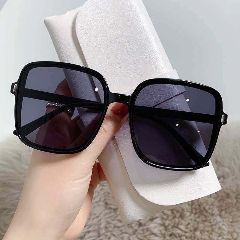 Square gradient color Sunglasses - Women's